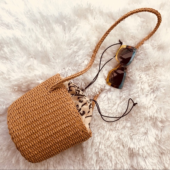 🌸💕Bucket straw bag - Picture 2 of 5